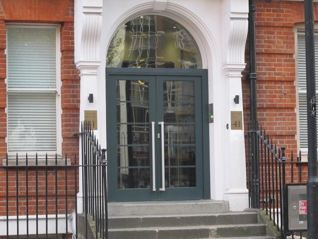 Bloomsbury Apartments Лондон Екстер'єр фото