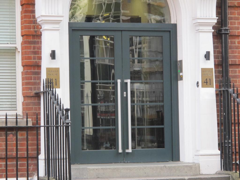 Bloomsbury Apartments Лондон Екстер'єр фото